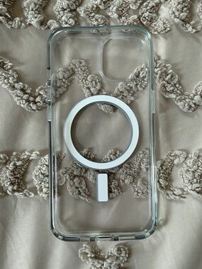 Clear Otterbox MagSafe iPhone 13 Case